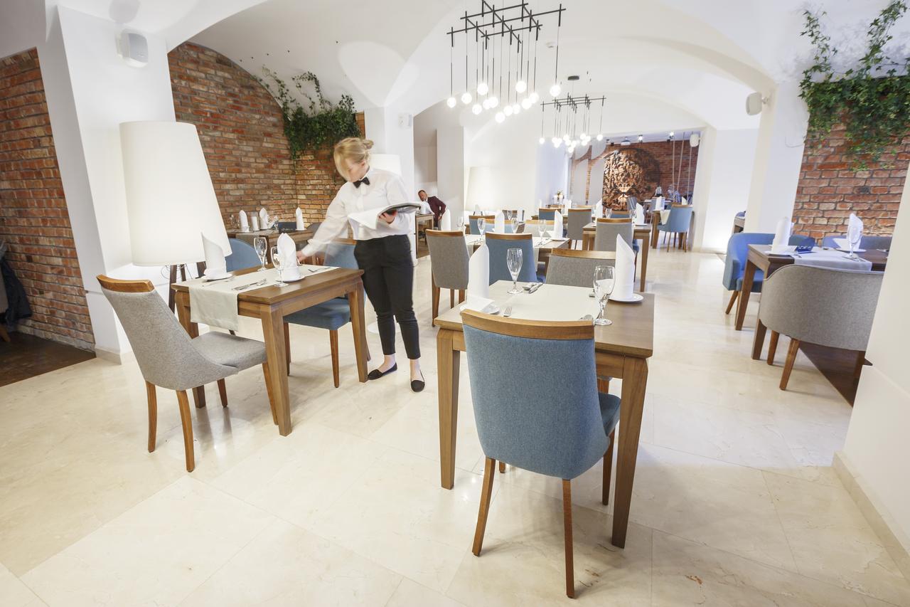 Hotel Zamek Bytow Екстер'єр фото