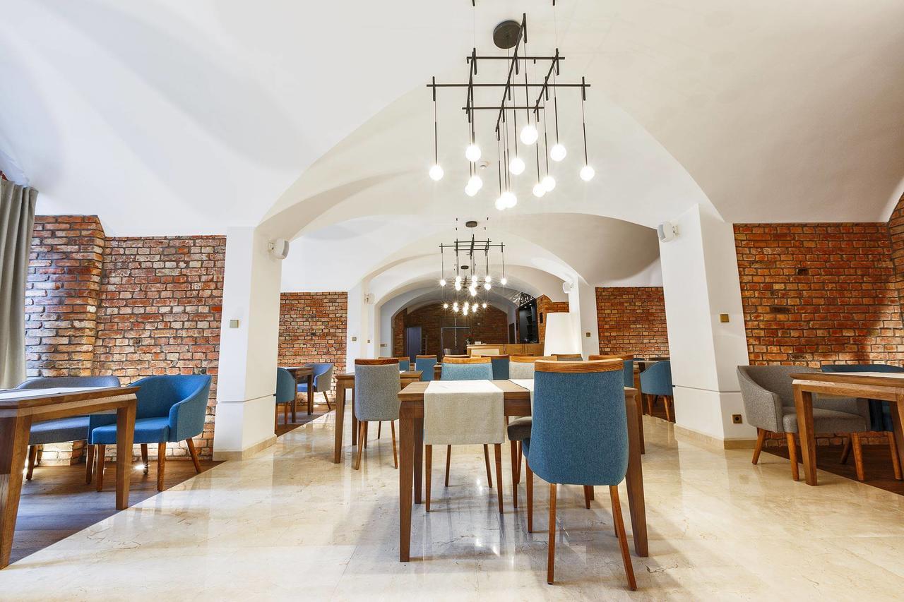 Hotel Zamek Bytow Екстер'єр фото